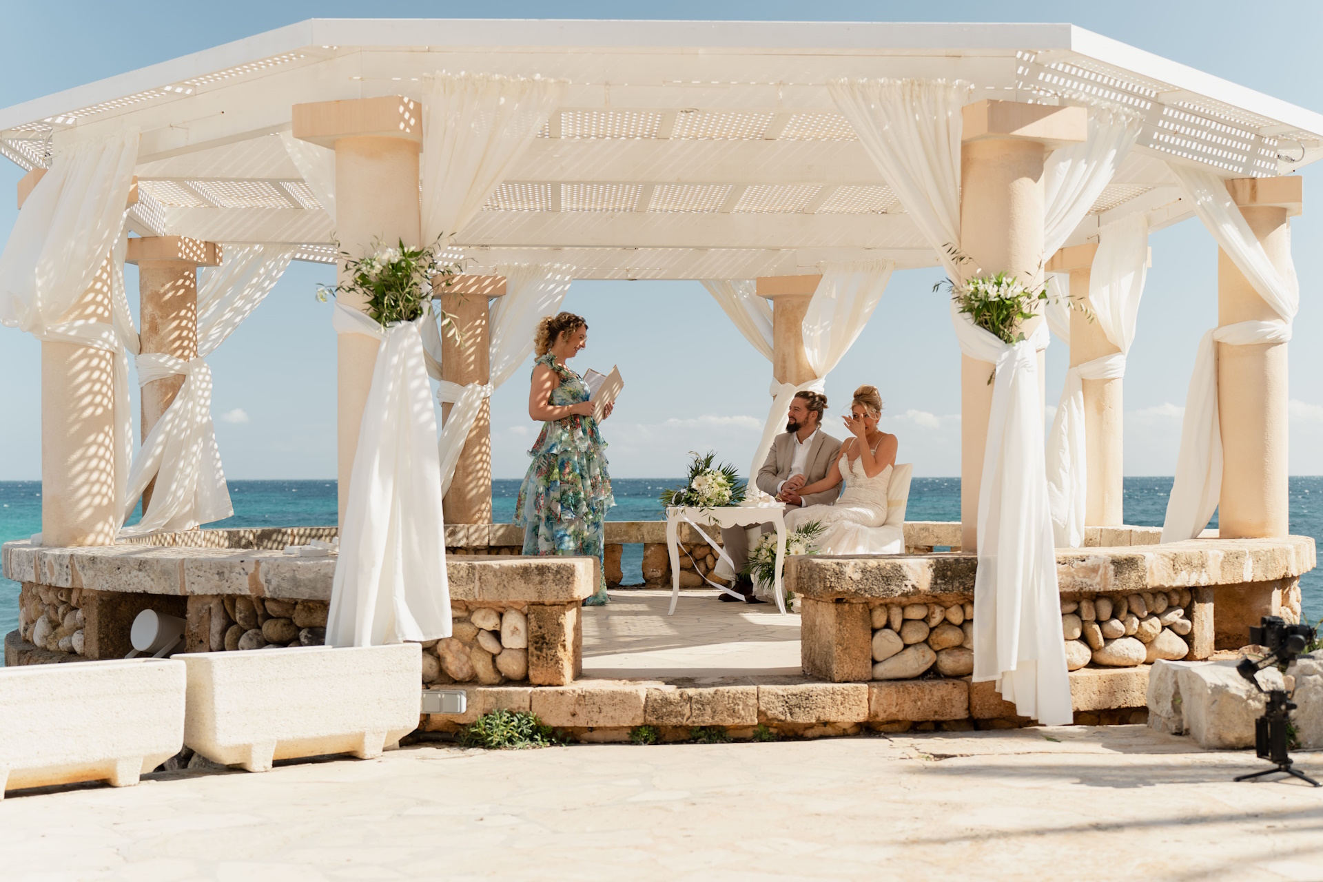 Traumhafte Hochzeitslocation am Meer im Ausland